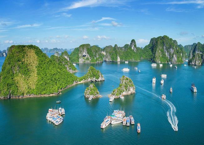 Enjoy a New Year's Vacation at HaLong Bay