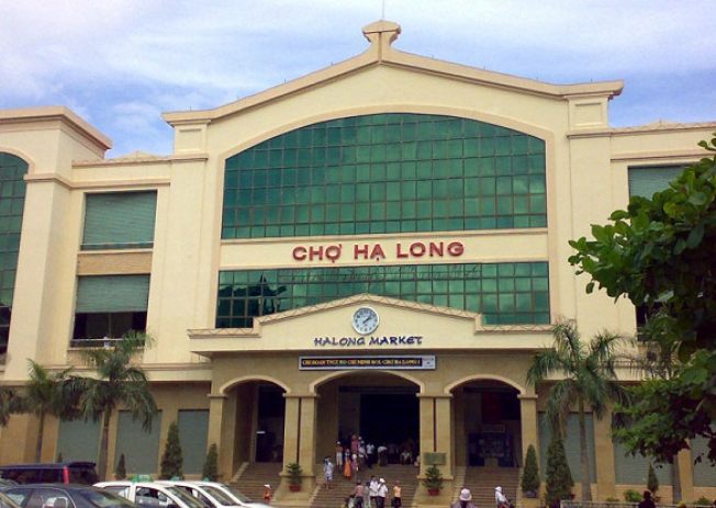 Chợ Hạ Long - địa chỉ du lịch không thể bỏ qua 