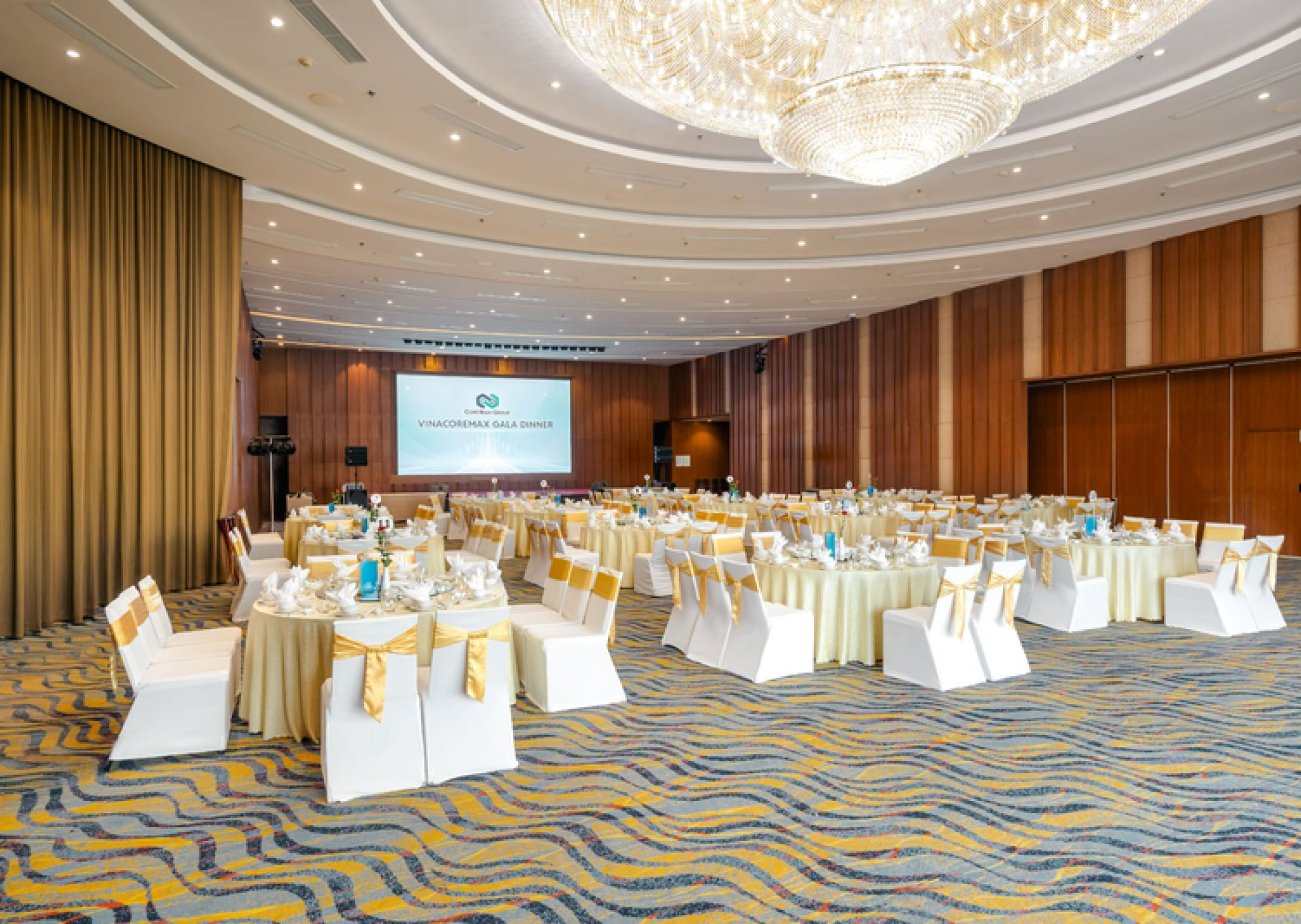 MICE-tourism-Ha-Long