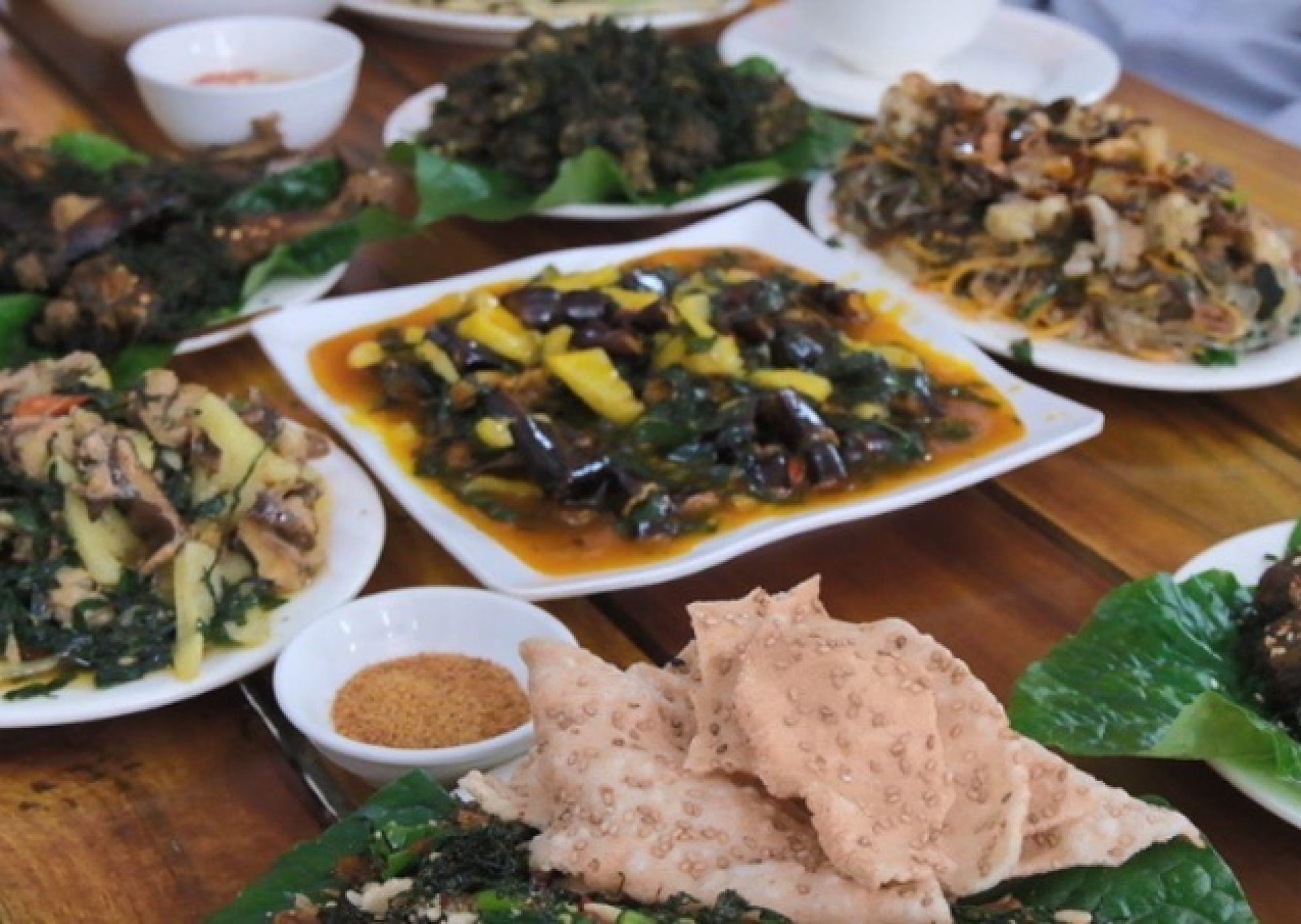 FOOD TOUR HẠ LONG - ĂN GÌ KHI DU LỊCH HẠ LONG