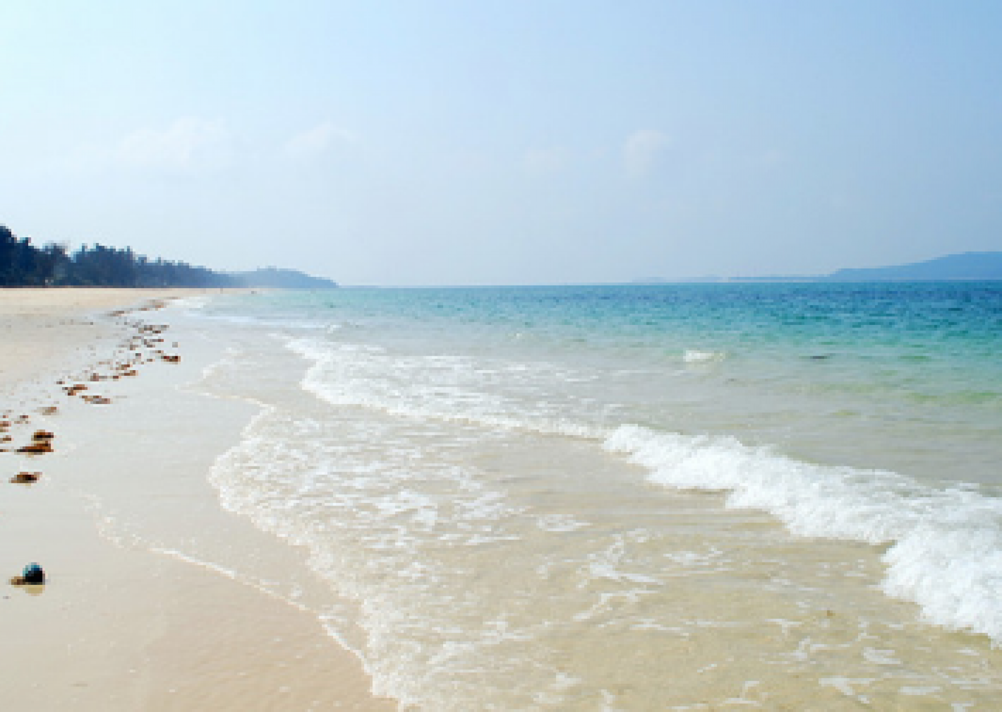 Bãi biển Hồng Vàn - Cô Tô