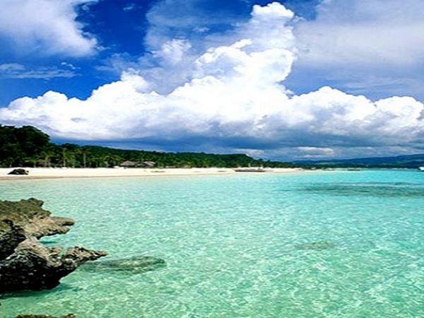 Khám phá không gian yên bình tại bãi tắm Ngọc Vừng