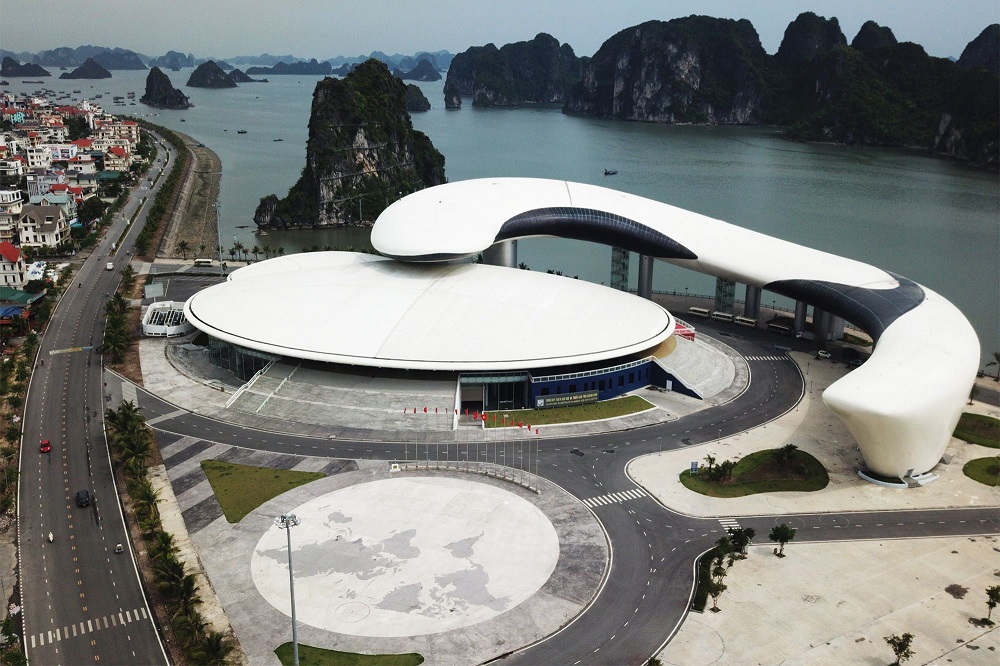 The Ha Long's dolphin house