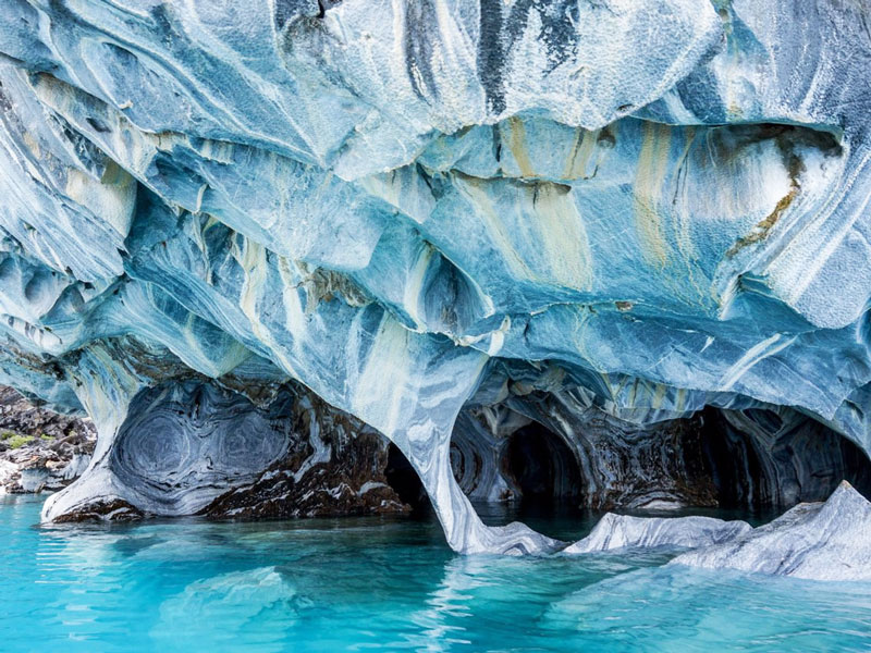 Hang động cẩm thạch Chile - Chiêm ngưỡng Vịnh Hạ Long cùng 9 kì quan thiên nhiên đẹp nhất thế giới