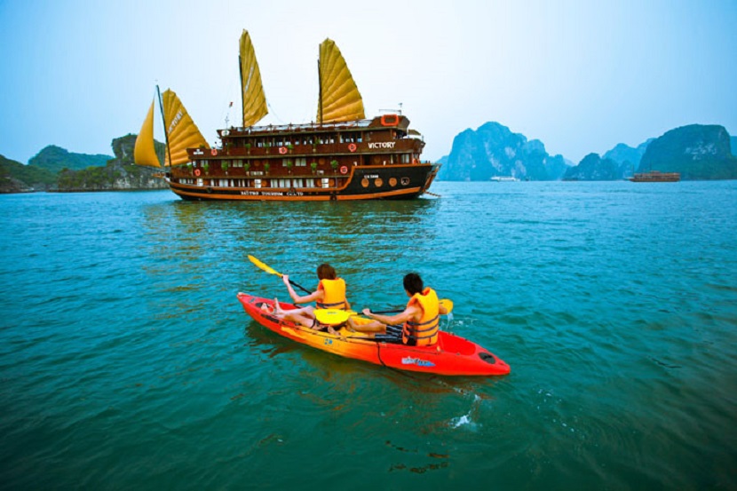 Ăn chơi gì khi đi du lịch Hạ Long?