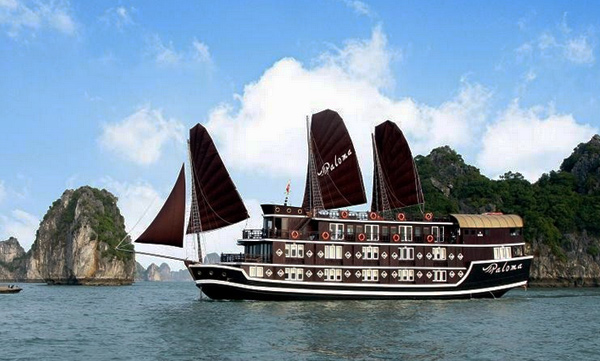 “TOP” 8 du thuyền Hạ Long được khách nước ngoài yêu thích nhất8