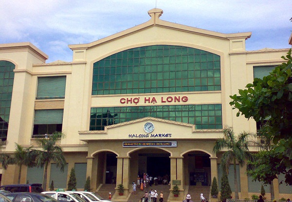 Chợ Hạ Long - địa chỉ du lịch không thể bỏ qua 